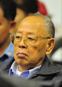 De Røde Khmerers udenrigsminister, Ieng Sary, var medansvarlig for op mod 2 millioner menneskers død. Desværre nåede at kun at tilbringe fem år bag tremmer, før han døde af alderdom.